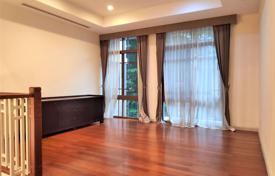 4-bedroom cottage in Watthana for $6,400 per week