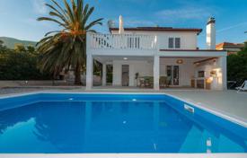 New villa with a swimming pool at 70 meters from the sea, near the center of Orebic, Croatia for 2,100 € per week