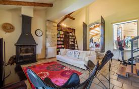 Detached house – Gordes, Provence - Alpes - Cote d'Azur, France. Price on request