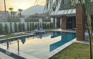 4-bedroom villa 250 m² in Camyuva for 77,740,000 TRY