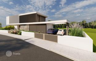 4-room mansion 243 m² in Oroklini for 1,500,000 €