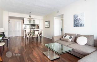 2-bedroom apartments in condo 98 m² in Edgewater (Florida) for $475,000