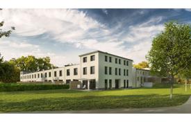 Houses for sale in Germany. New cottage in the residence on the waterfront of Weisser See, Potsdam, Brandenburg, Germany Houses for sale in Germany. New cottage in the residence on the waterfront of Weisser See, Potsdam, Brandenburg, Germany