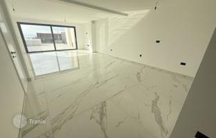 3-bedroom house 172 m² in Pobri for 720,000 €