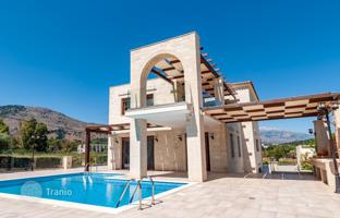 Luxury three-storey villa at 10 meters from the beach, in the quiet village of Georgioupoli, Greece for 3,200,000 €