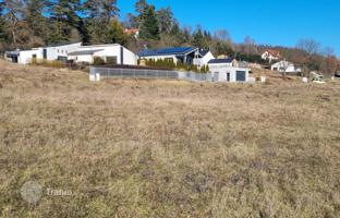 Land plot 1,268 m² in Pyšely. Price on request