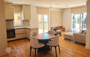 1-bedroom apartment 62 m² in Sutomore for 220,000 €