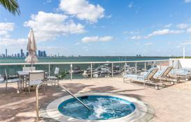 Condo – Miami Beach, Florida, USA for $3,650,000