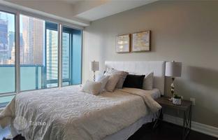 2-bedroom apartment in The Esplanade for C$926,000