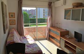 Apartments for sale in Lloret de Mar. Light appartment with renovation, situated in 300 m from beach in Lloret de Mar, Spain Apartments for sale in Lloret de Mar. Light appartment with renovation, situated in 300 m from beach in Lloret de Mar, Spain