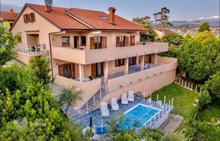 5-bedroom house 1,000 m² in Opatija for 2,200,000 €