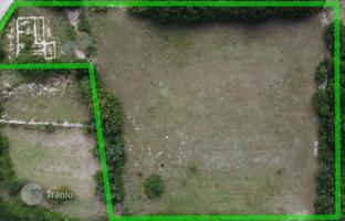 Land plot 7,744 m² in Juršići for 176,000 €