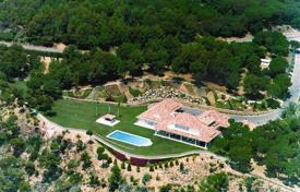 Exclusive villa with a huge plot 150 m from the beach, Sagaro, Costa Brava, Spain for 20,000 € per week