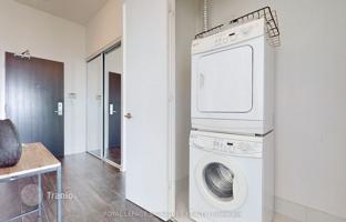 5-bedroom apartment in Etobicoke for C$1,256,000