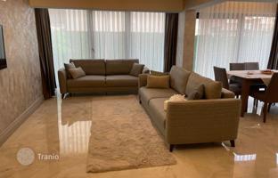 4-bedroom villa 220 m² in Kemer for 400,000 €