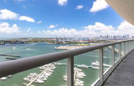 Comfortable flat with ocean views in a residence on the first line of the beach, Miami Beach, Florida, USA for $2,590,000