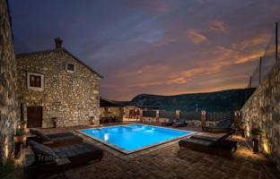 5-bedroom house 230 m² in Primorje-Gorski Kotar County for 750,000 €