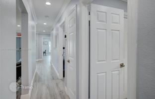 4-bedroom house 227 m² in Hollywood for $875,000