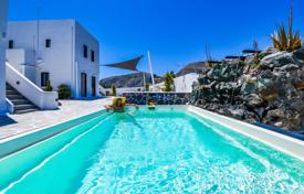 For Sale Hotel Santorini for 3,200,000 €