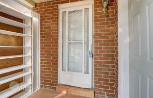 8-bedroom house in Scarborough for C$1,157,000