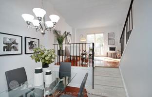 8-bedroom townhouse in Old Toronto for C$1,342,000