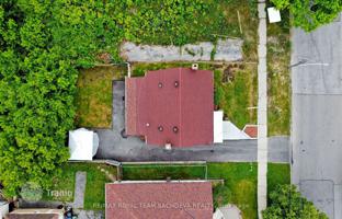 9-bedroom house in Scarborough for C$1,288,000