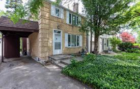 Townhome – North York, Toronto, Ontario,  Canada for C$2,021,000