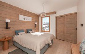 Ski in and out luxury 2 bedroom apartments just seconds from the Bergers ski lifts (A) for 515,000 €