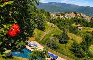 10-bedroom villa 450 m² in Lucca for 750,000 €