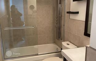 5-bedroom apartment in Scarlett Road for C$972,000