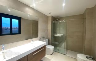 4-bedroom apartment 220 m² in Madrid (city) for 1,350,000 €