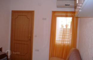 7-bedroom house 340 m² in Dobra Voda for 600,000 €