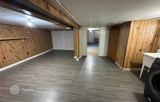8-bedroom house in Old Toronto for C$2,053,000