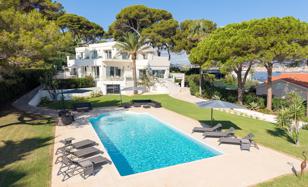 5-bedroom villa in Cap d'Antibes for 12,000,000 €