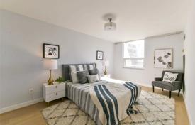 Apartment – Etobicoke, Toronto, Ontario,  Canada for C$924,000