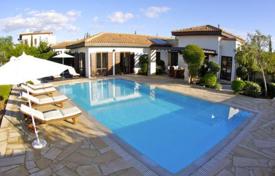 Villa in Paphos with 3 bedrooms, Kouklia for 695,000 €