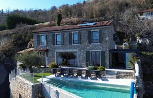 3-bedroom house 250 m² in Primorje-Gorski Kotar County. Price on request