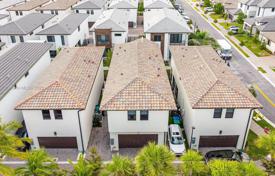 Townhome – Doral, Florida, USA for $1,280,000