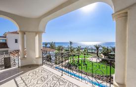 House (Detached) in Pervolia, Larnaca for Sale for 5,150,000 €