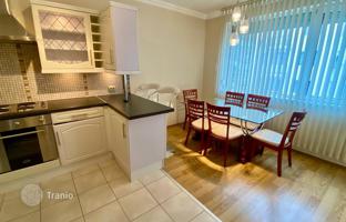Turnkey 72 m² Apartment with Private Lock-Up Garage & Extra Parking Space — Veliko Tarnovo (Kolyu Ficheto) for 216,000 €