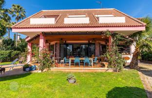 6-bedroom villa 380 m² in Marbella for 2,350,000 €