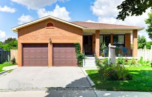 12-bedroom house in Scarborough for C$1,866,000