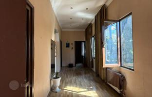 2-bedroom apartment 90 m² in Old Tbilisi for $180,000