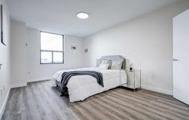 Apartment – Emmett Avenue, Toronto, Ontario,  Canada for C$752,000