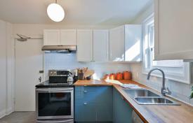 Apartment – York, Toronto, Ontario,  Canada for C$754,000