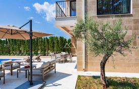 New townhouse with pool in Budva Riviera for 670,000 €