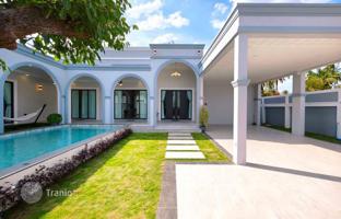 4-bedroom villa 400 m² in Pattaya for $504,000