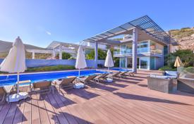 4-bedroom villa 250 m² in Kalkan for 66,385,000 TRY