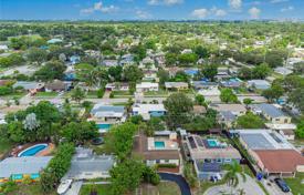 Townhome – Hollywood, Florida, USA for $515,000