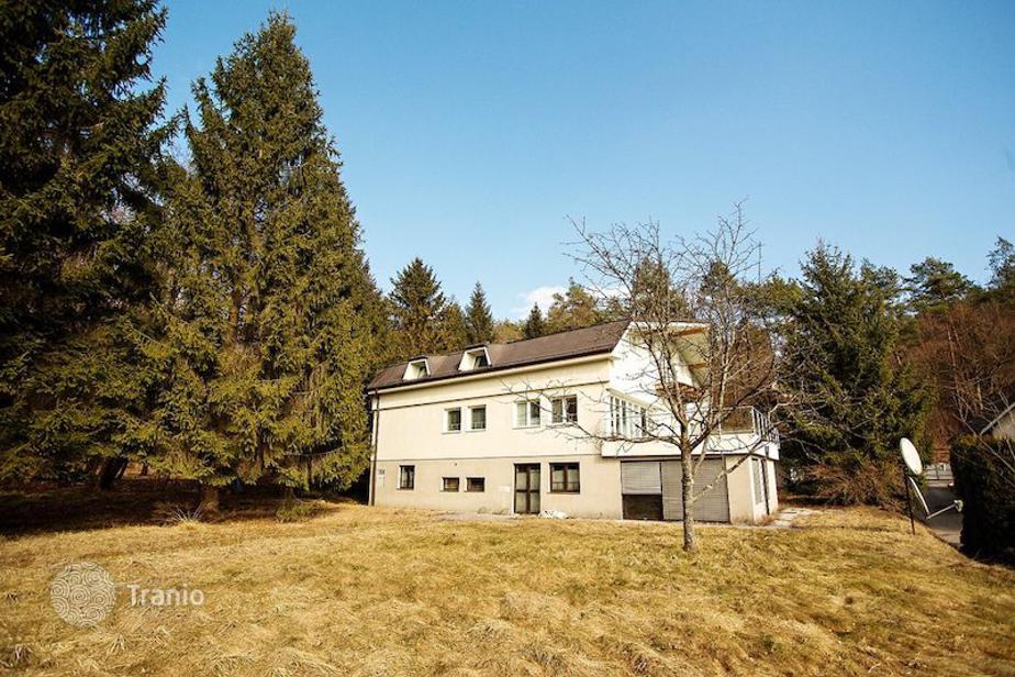 Detached house for sale in Ljubljana, Slovenia — listing 1767148